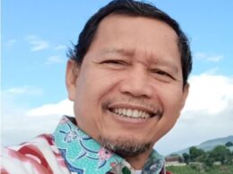 Drs. H. Daddy Rohanady (Wakil Ketua Fraksi Partai Gerindra DPRD Jabar)