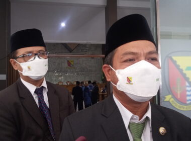 Bupati Bandung, H. M. Dadang Supriatna